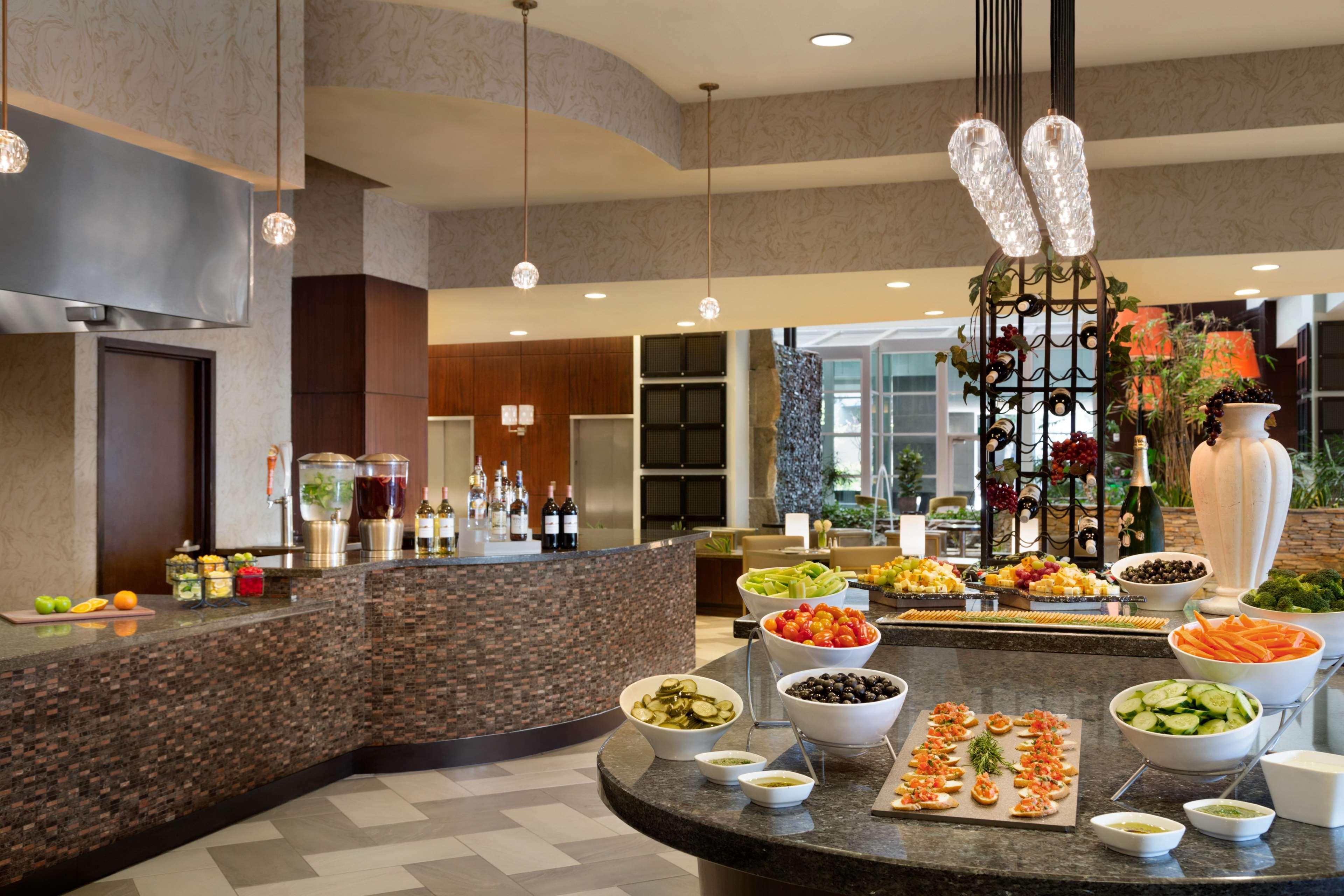 Hotel Embassy Angeles