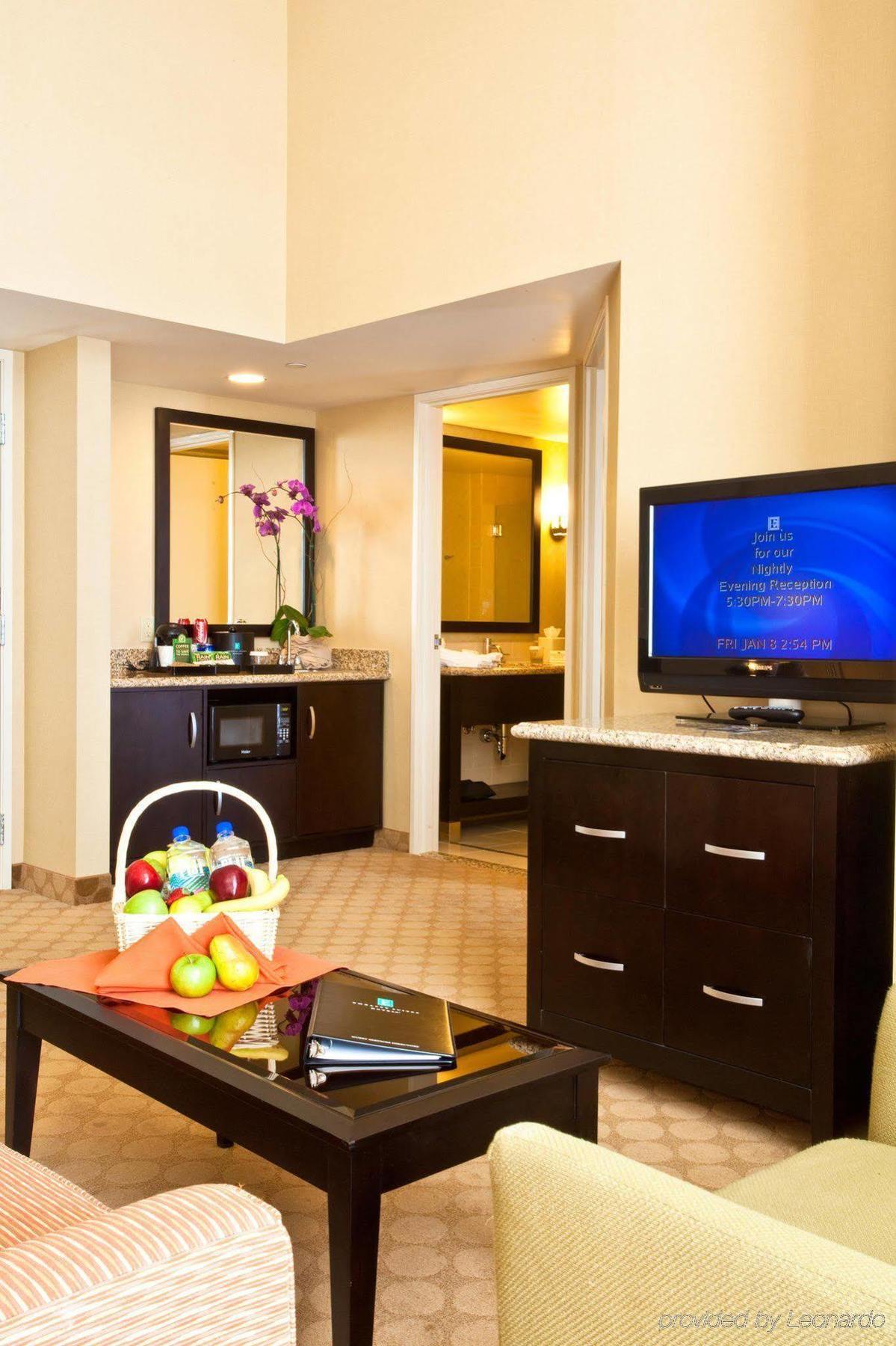 Hotel Embassy Angeles